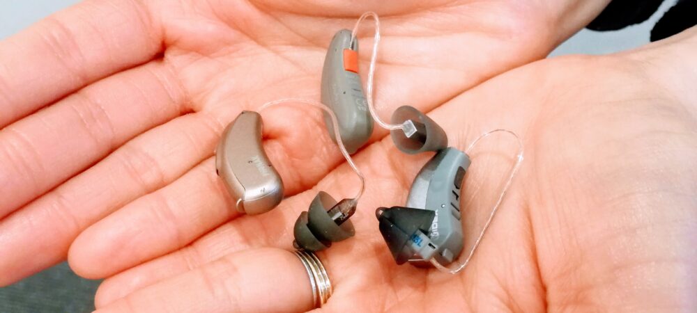 RIC耳かけ型補聴器のメンテナンス方法３種類