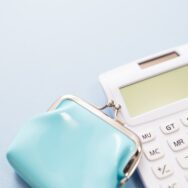 補聴器は消費税がかからない非課税品！修理も非課税！でも時々課税？